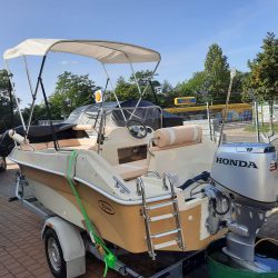Konsolenboot 4,70, 30PS Honda,BJ 2020, 100er Trailer gebremst, 2 Stunden gelaufeneit
