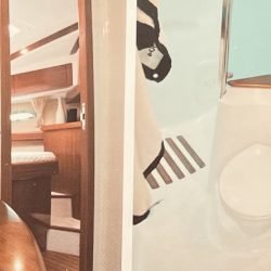 Liebevoll eignergepflegte und nahezu neuwertige  Familien – Motoryacht mit Flybrigde und Satellitenanlage aus erster Hand – Antarés 12 Beneteau
